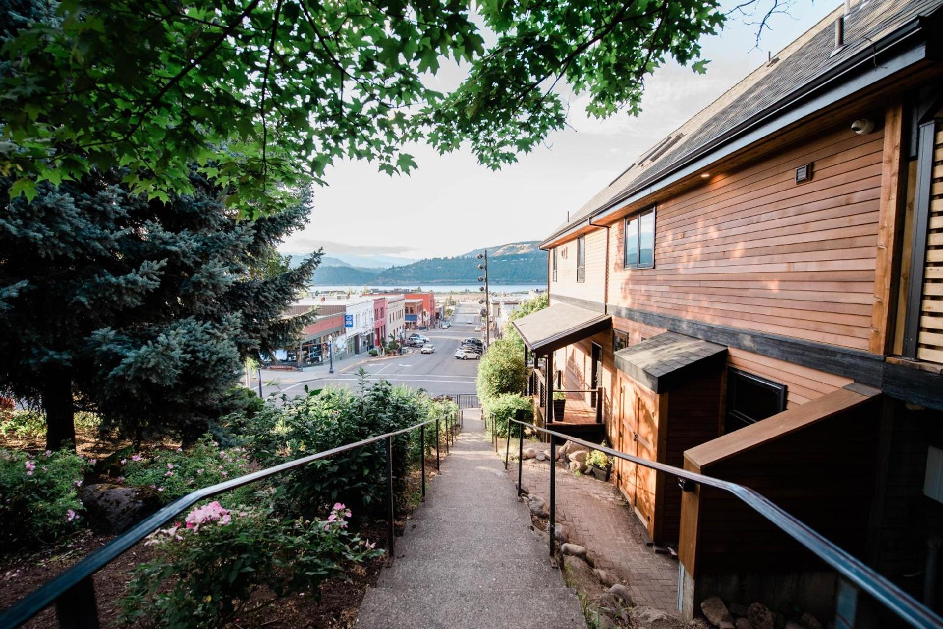 Horsefeathers Hotel — hotel in Hood River