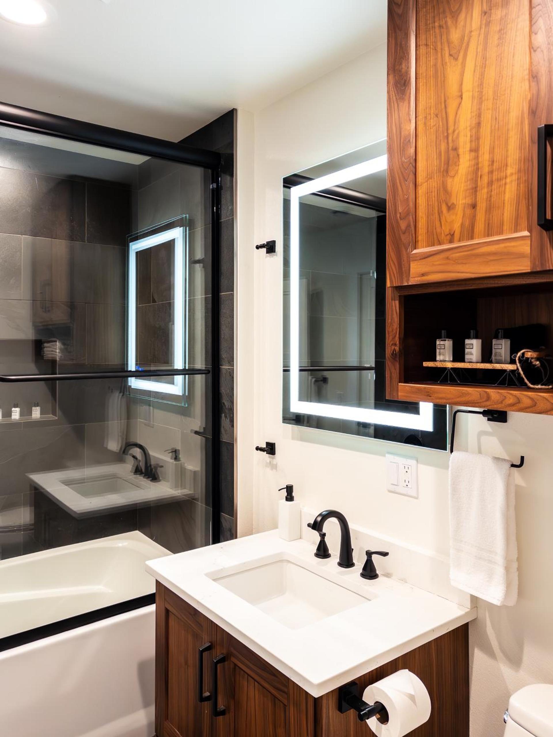 Horsefeathers Hotel photo 28