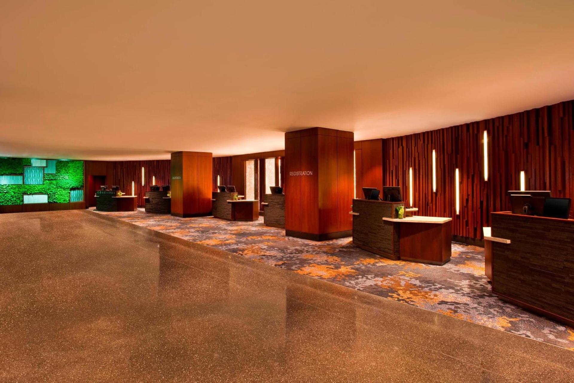 The Westin Peachtree Plaza, Atlanta photo 5