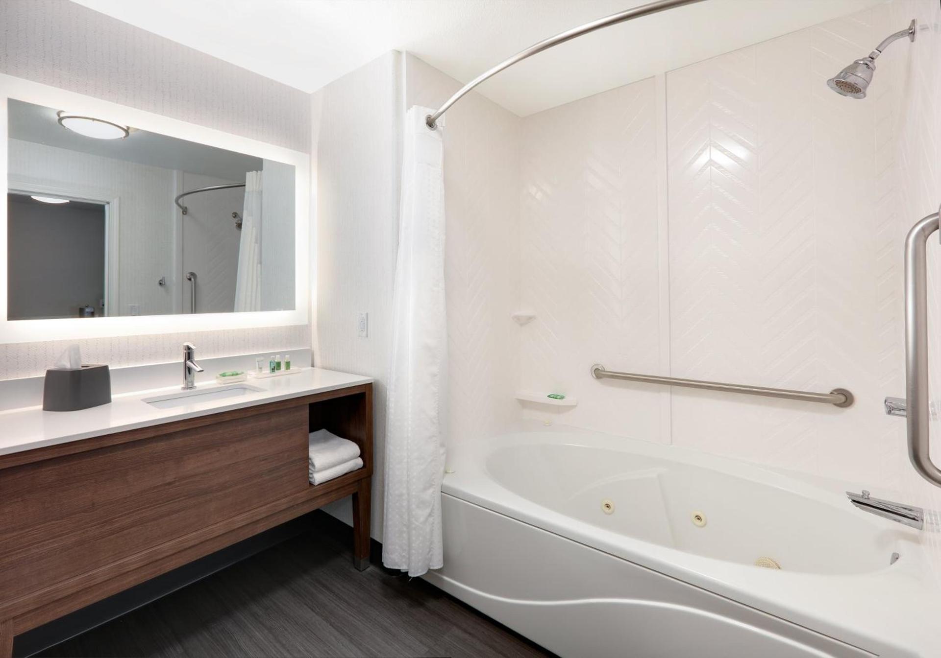 Holiday Inn Yuma by IHG photo 8