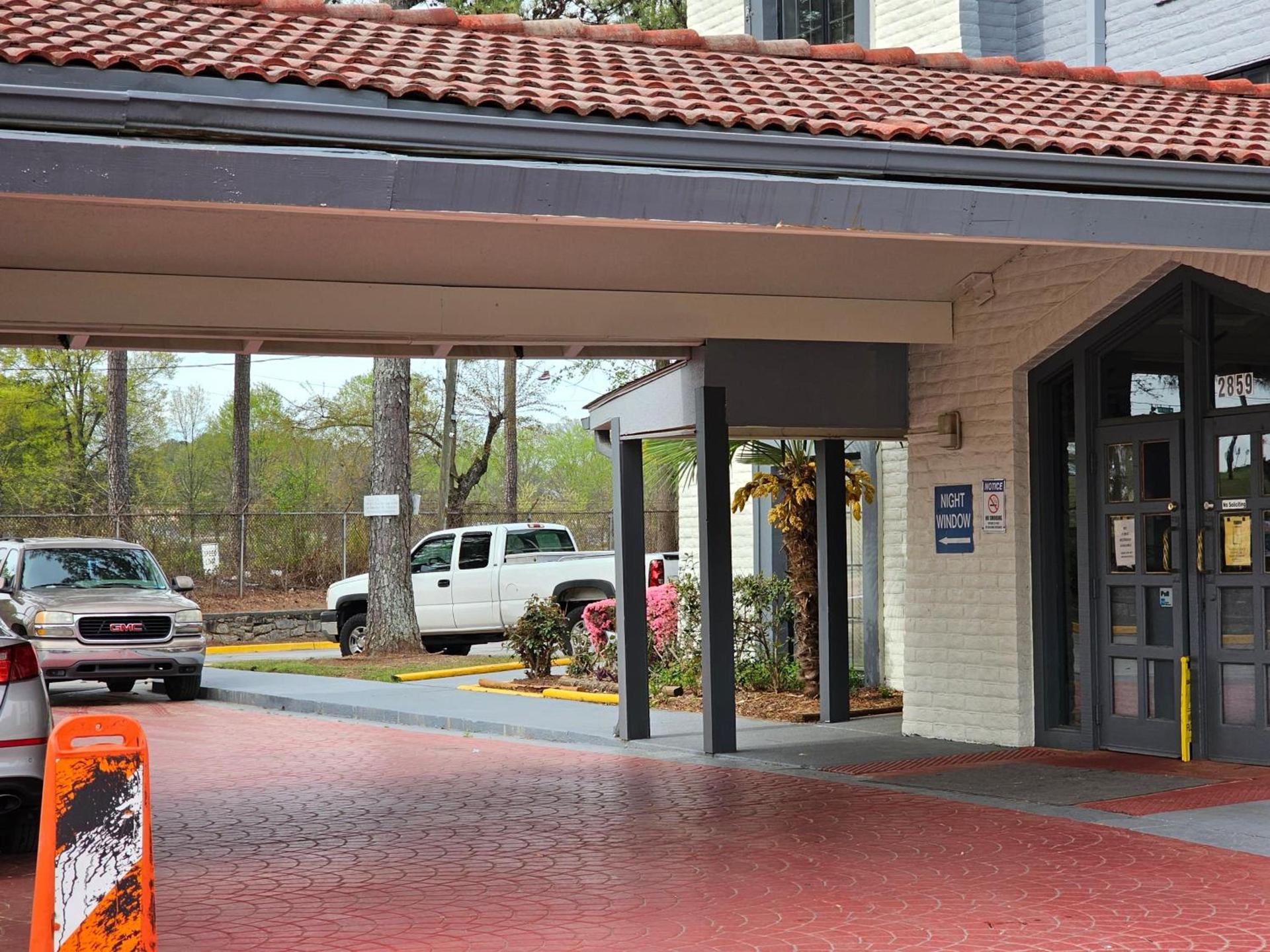 Knights Inn - Lithonia photo 87