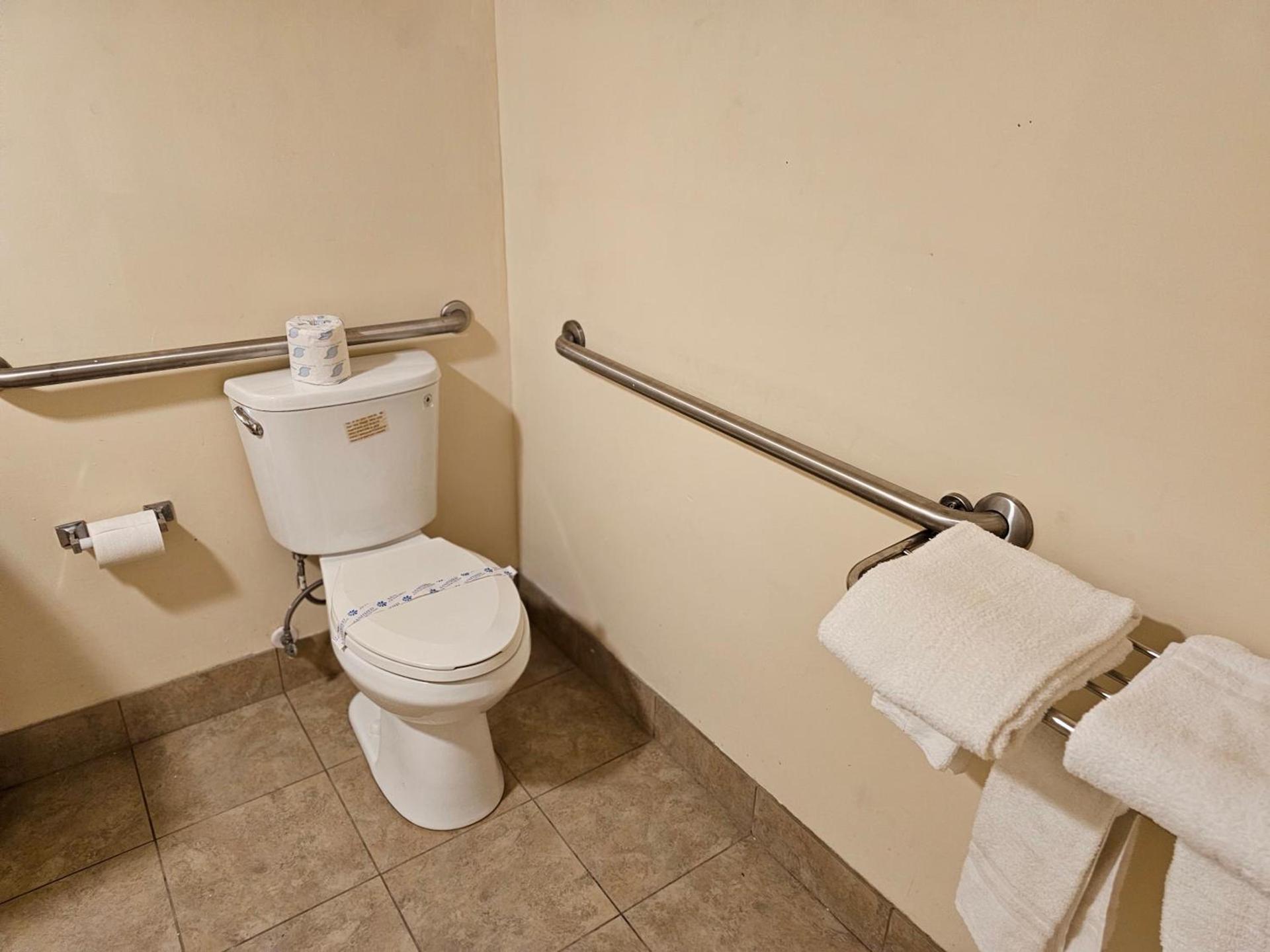 Knights Inn - Lithonia photo 99