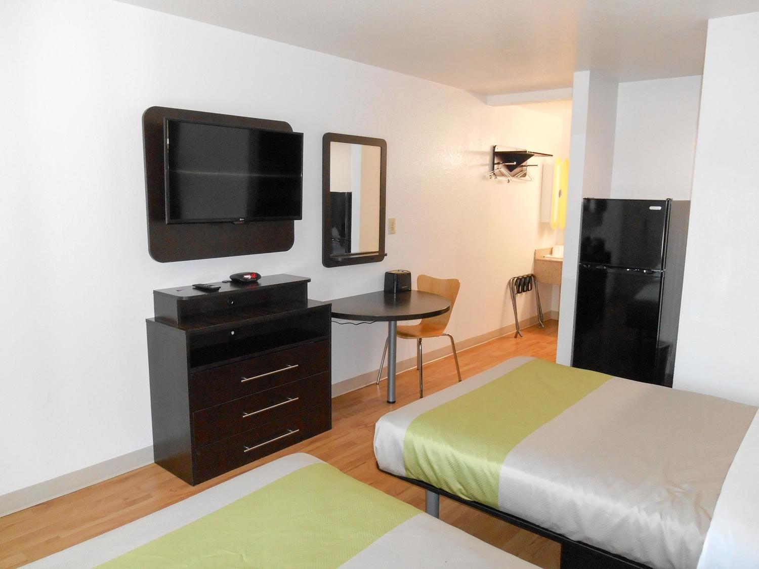 Studio 6-San Antonio, TX - Airport photo 26