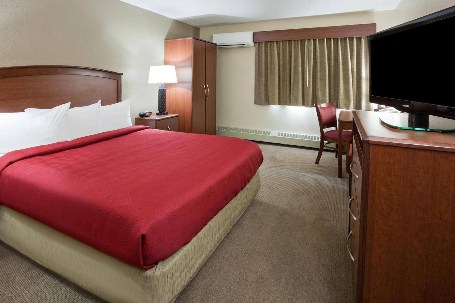 AmericInn by Wyndham Roseau photo 51