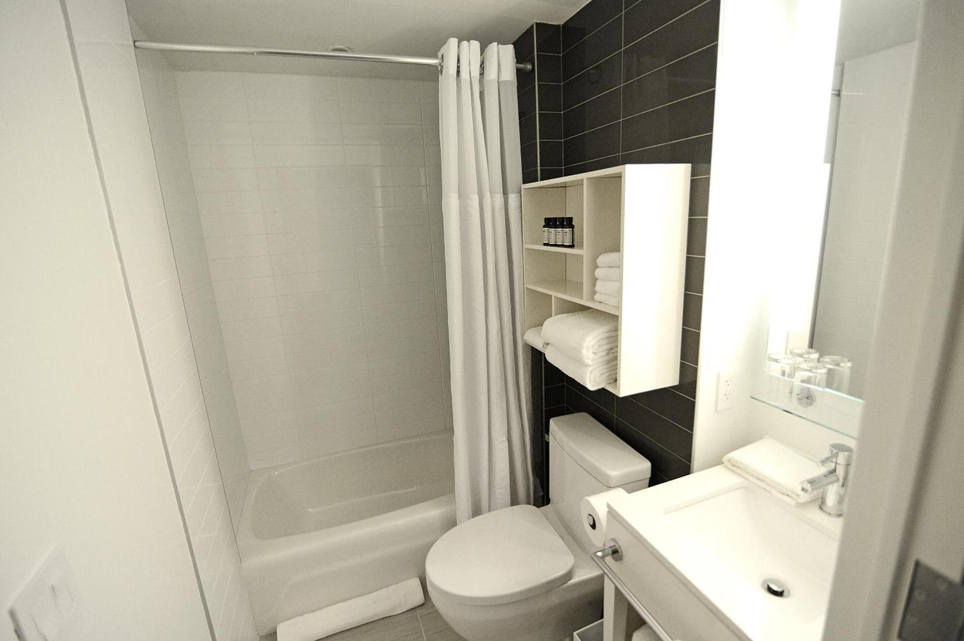 Edge Hotel Washington Heights photo 16