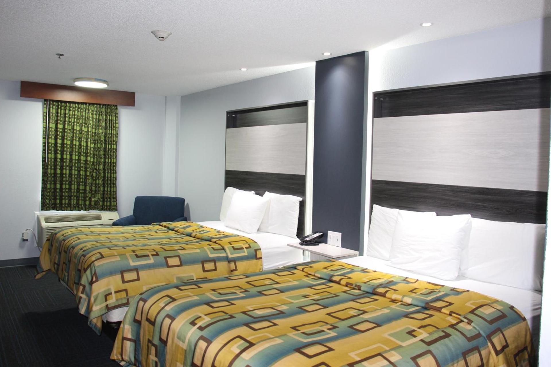 Douglas Inn & Suites photo 49