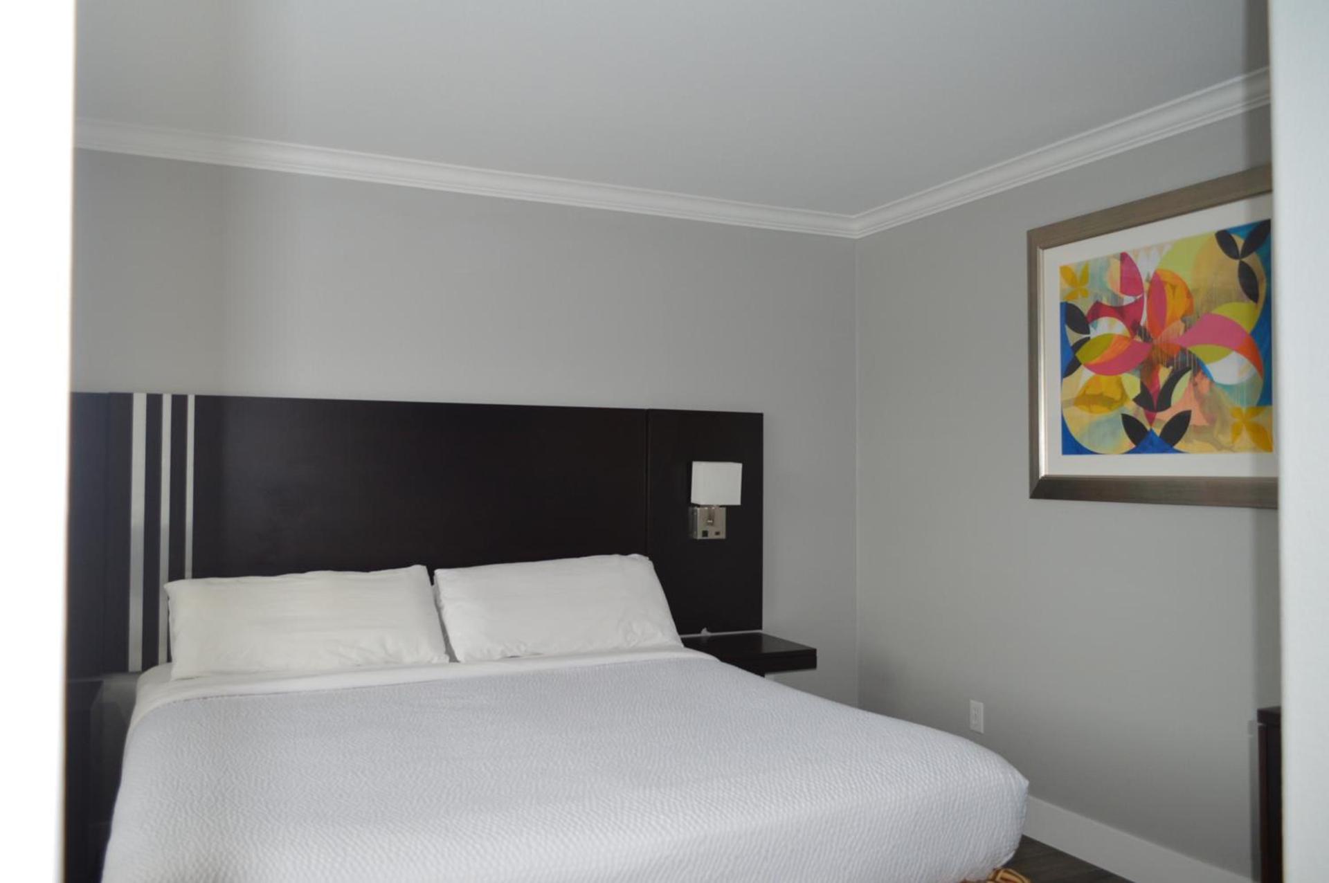 Fairview Inn & Suites photo 29
