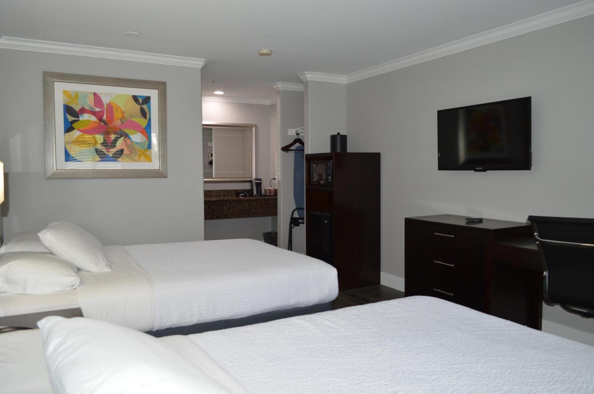 Fairview Inn & Suites photo 23