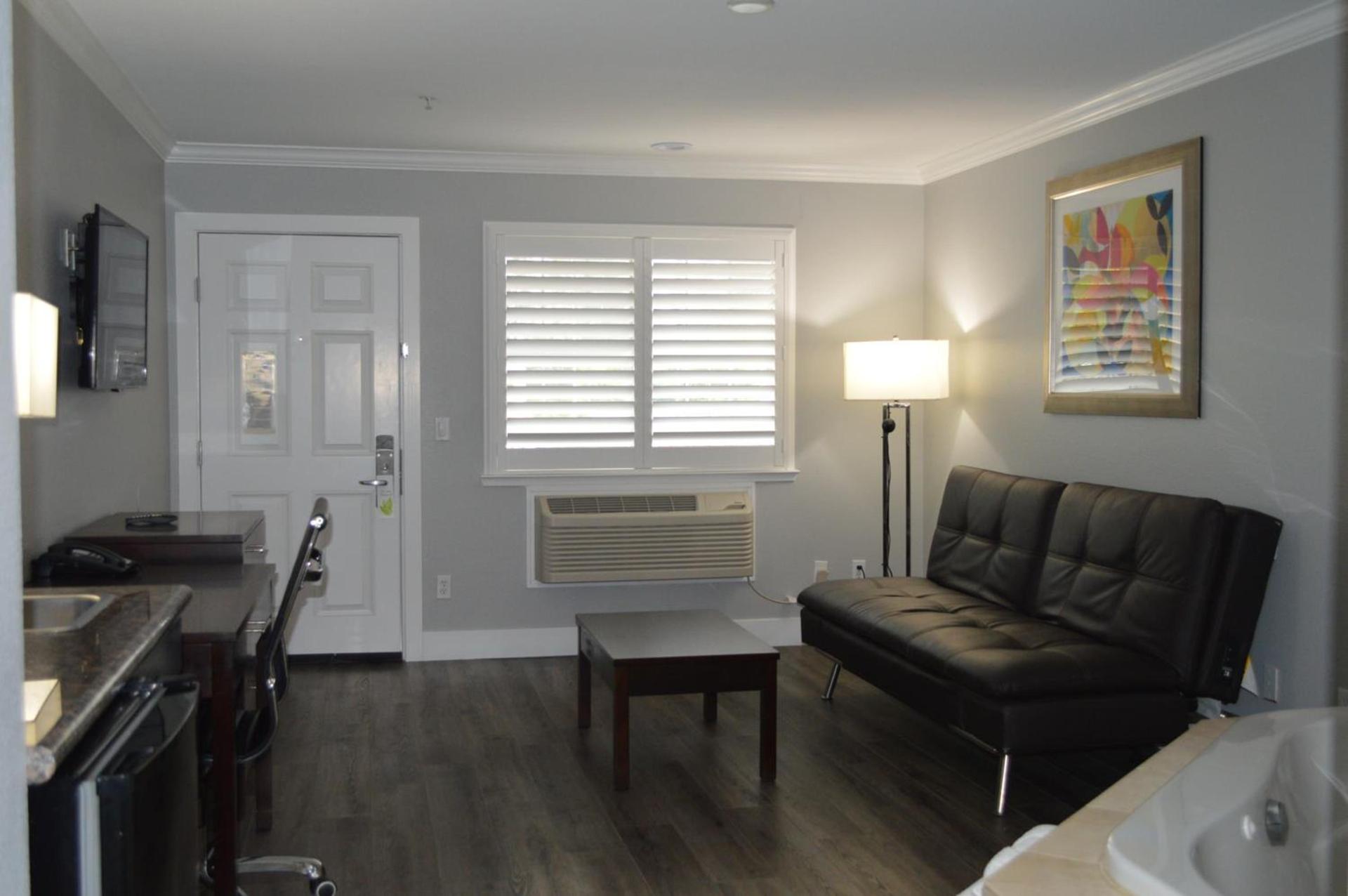 Fairview Inn & Suites photo 46