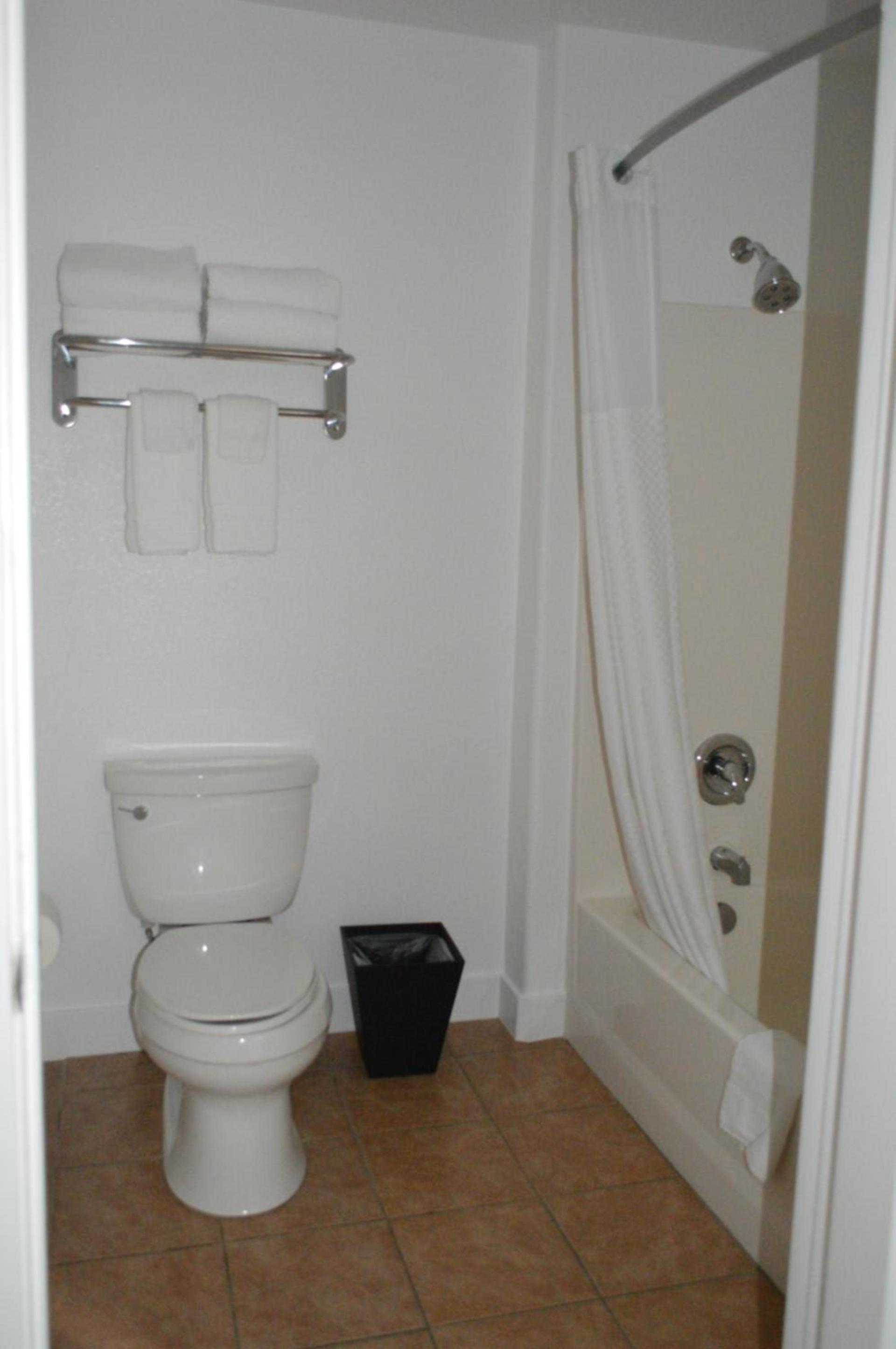 Fairview Inn & Suites photo 48