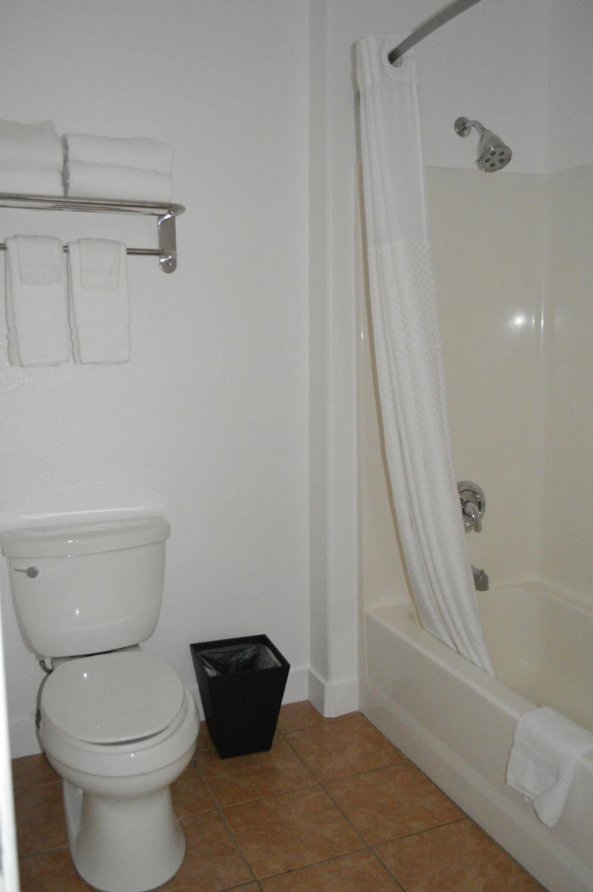 Fairview Inn & Suites photo 49