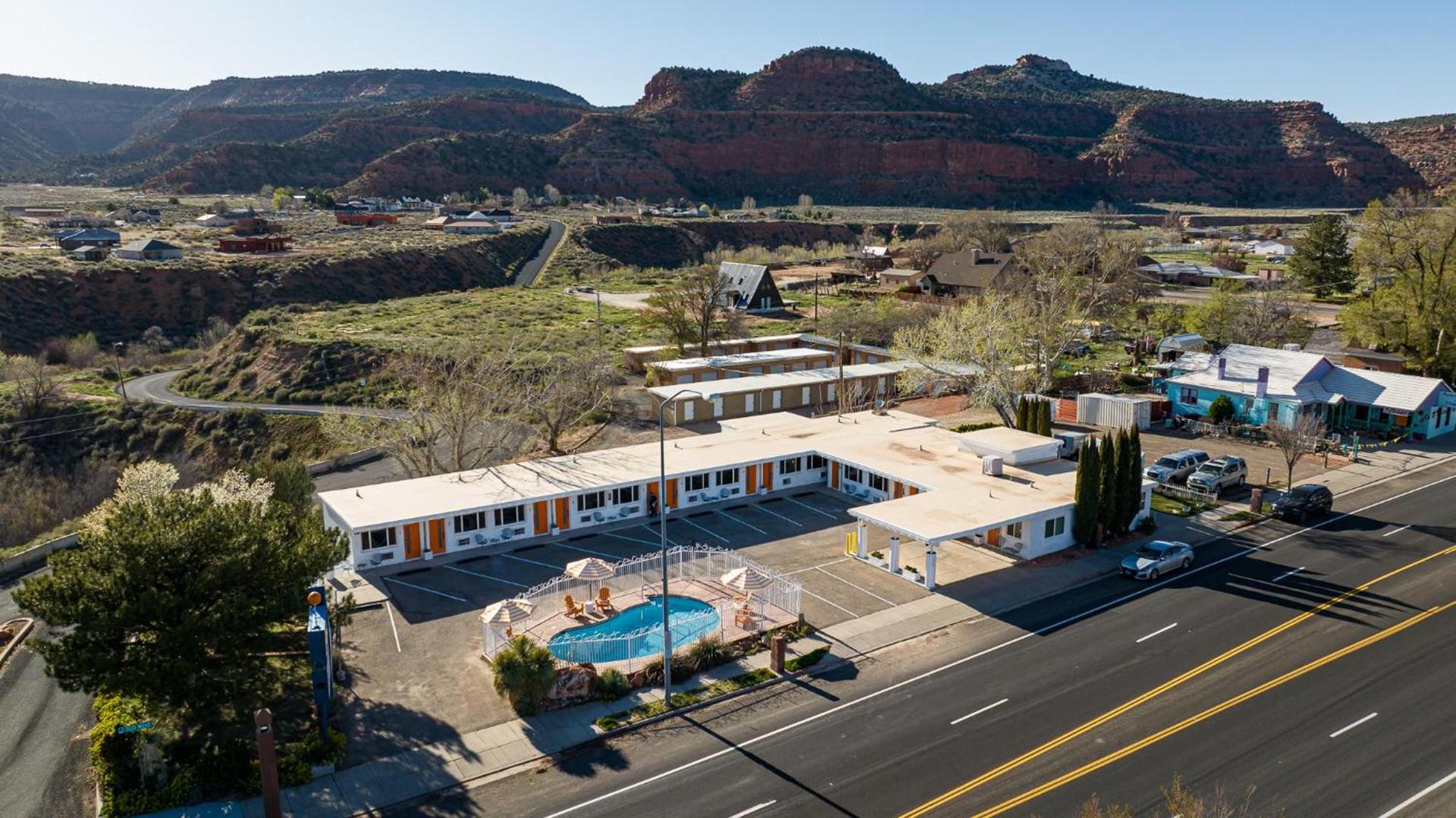 Quail Park Lodge photo 7