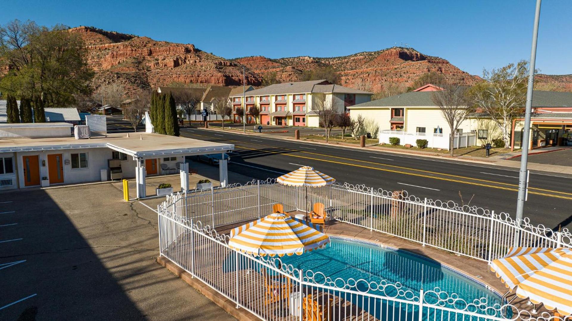 Quail Park Lodge photo 38