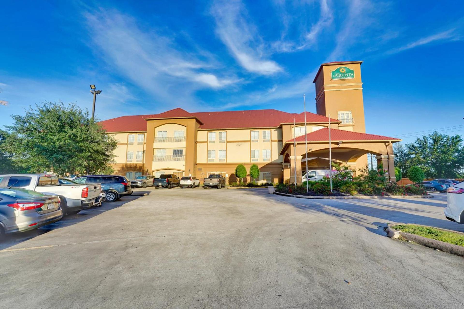 Sonesta Essential HOU Airport Road photo 33