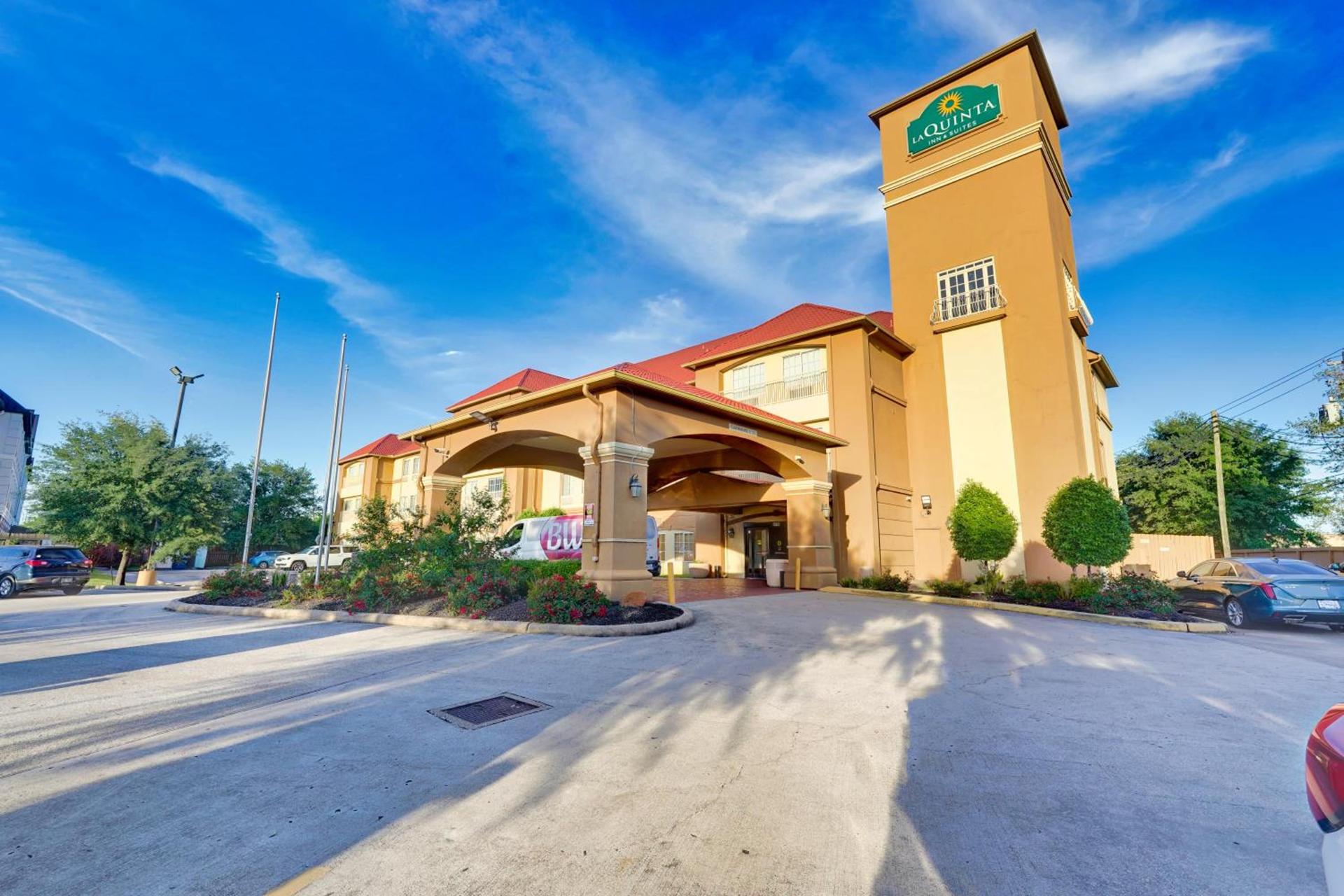 Sonesta Essential HOU Airport Road photo 1