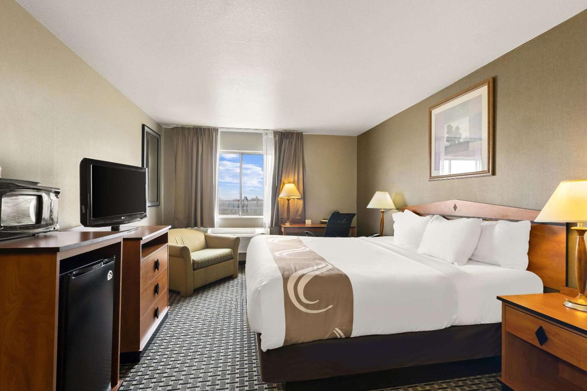 Quality Inn Cheyenne I-25 South photo 15