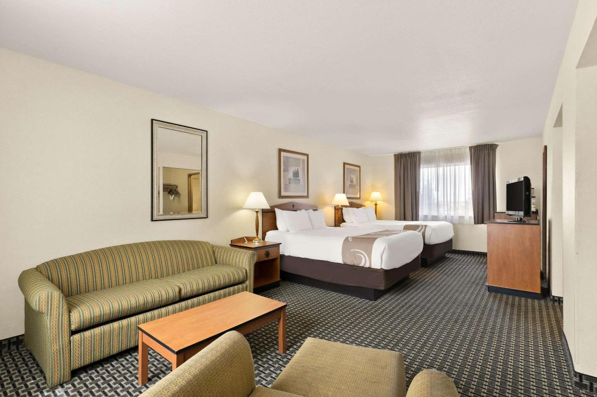 Quality Inn Cheyenne I-25 South photo 28