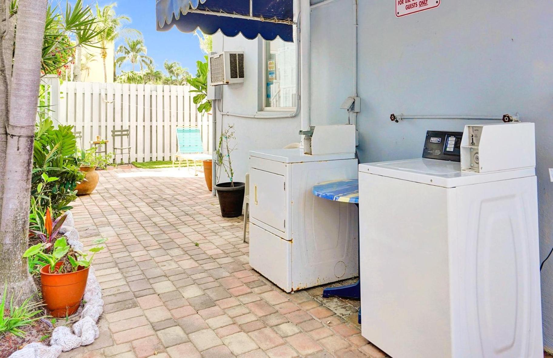 Beach Tide Motel photo 81