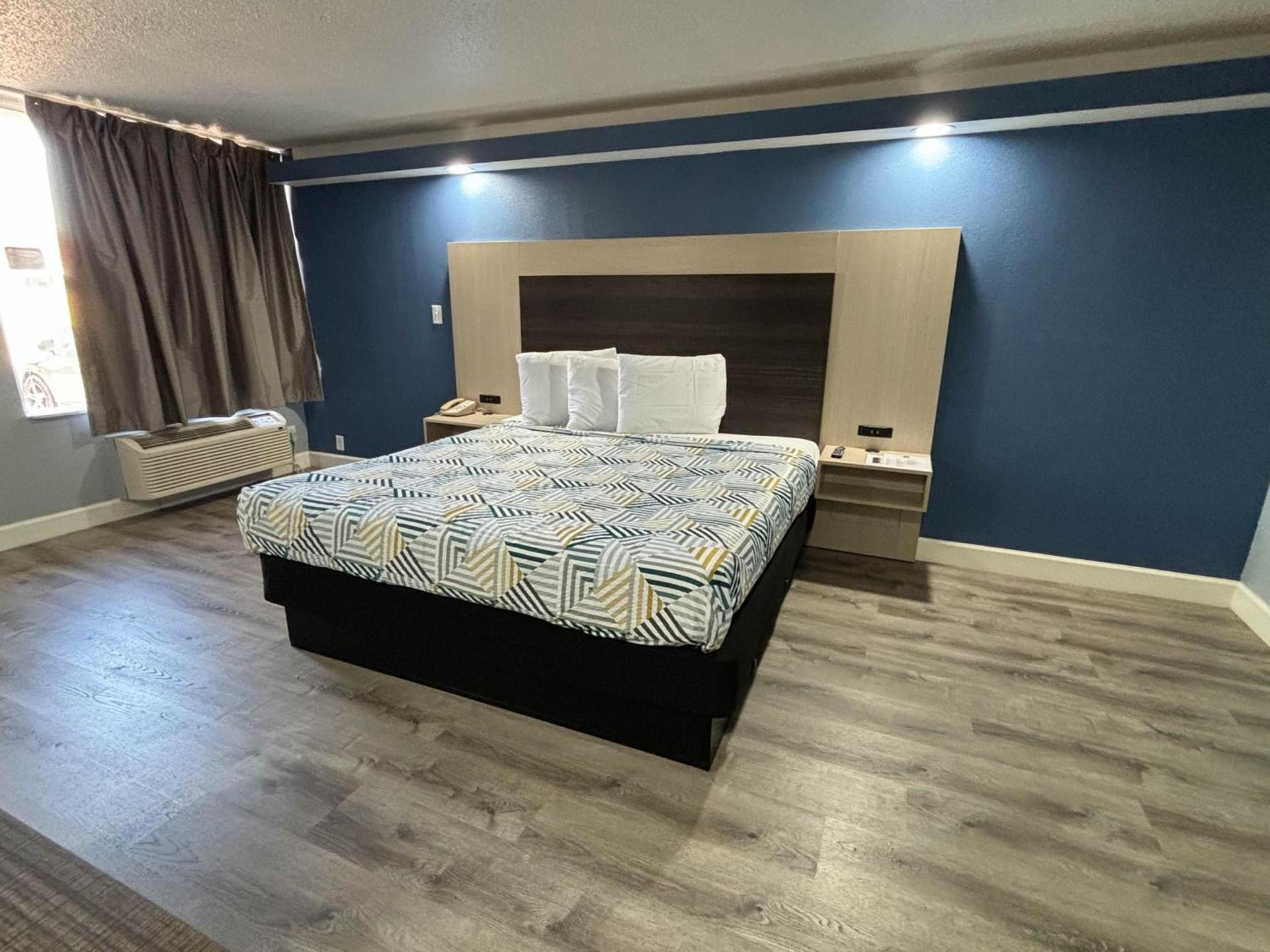 Studio 6 Suites Memphis, TN East Memphis photo 17