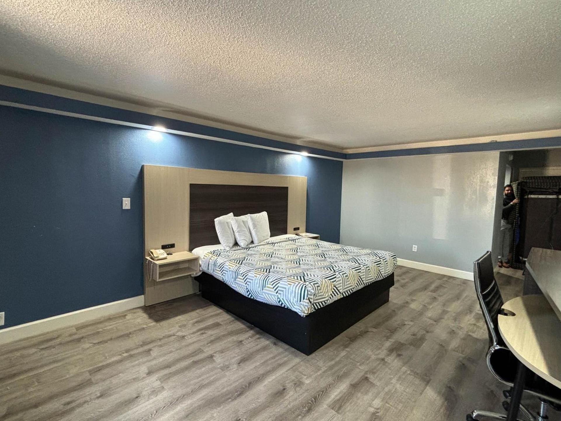 Studio 6 Suites Memphis, TN East Memphis photo 13