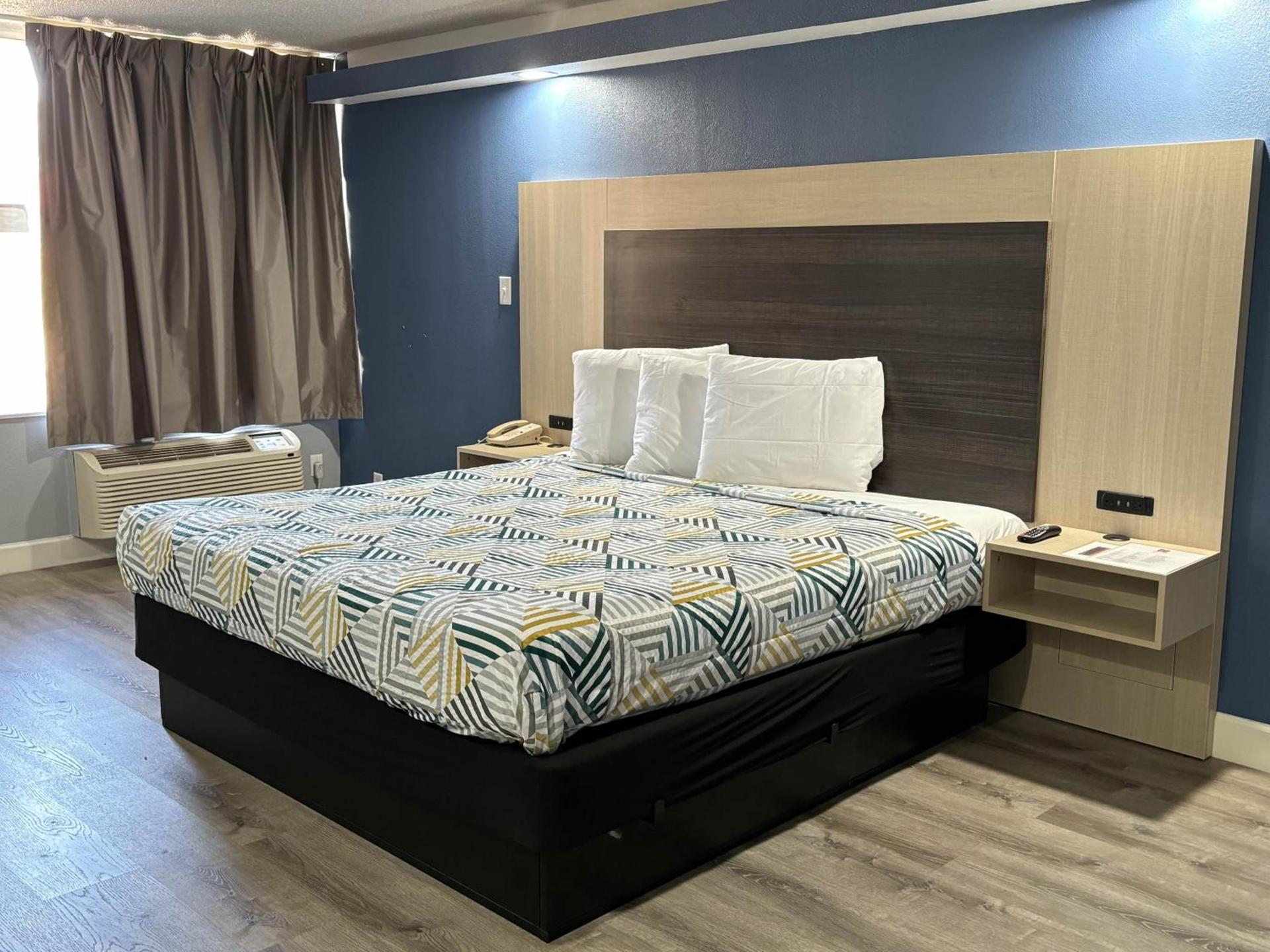 Studio 6 Suites Memphis, TN East Memphis photo 21