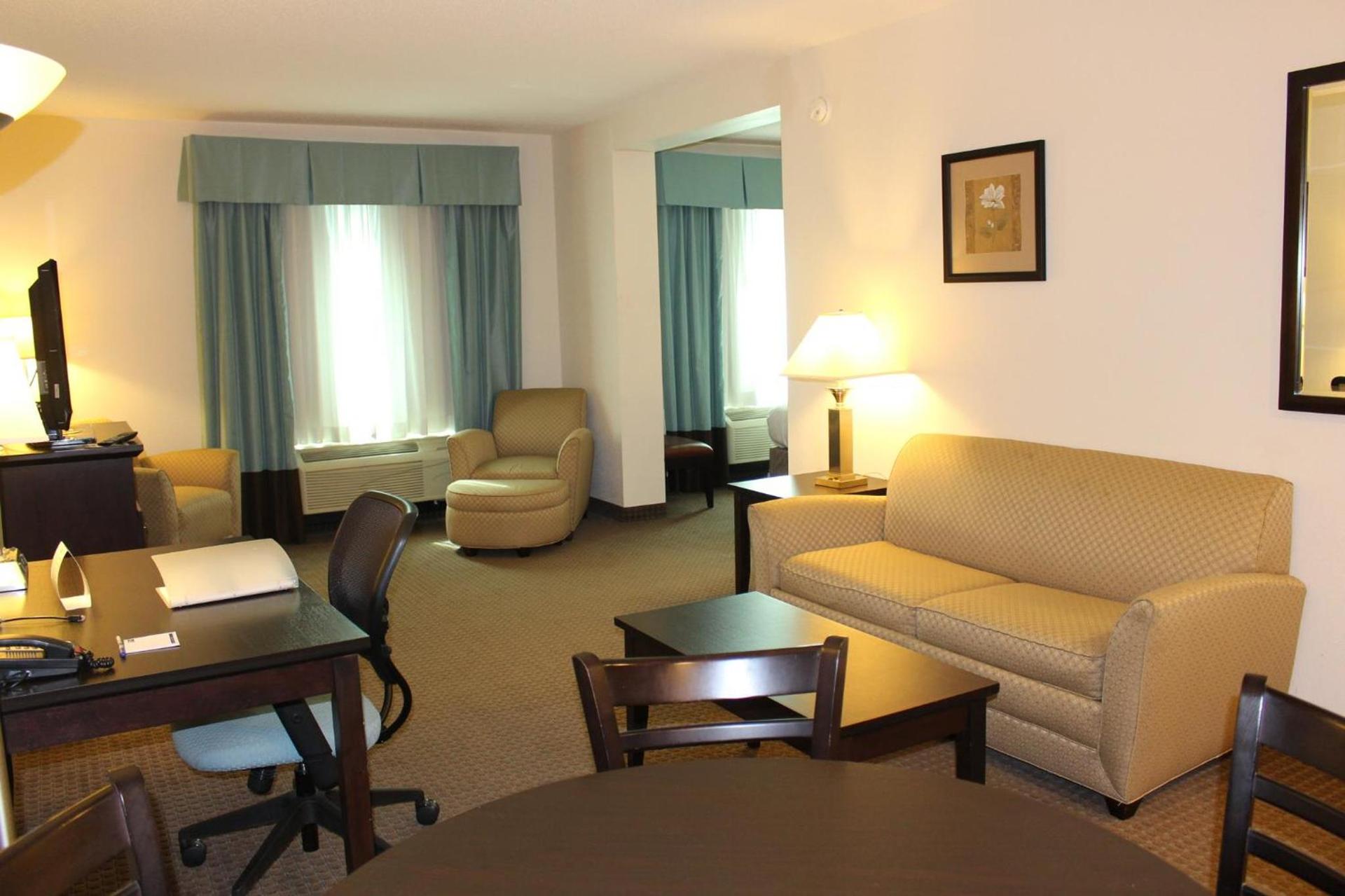 Holiday Inn Express & Suites Mobile West I-10 by IHG photo 25