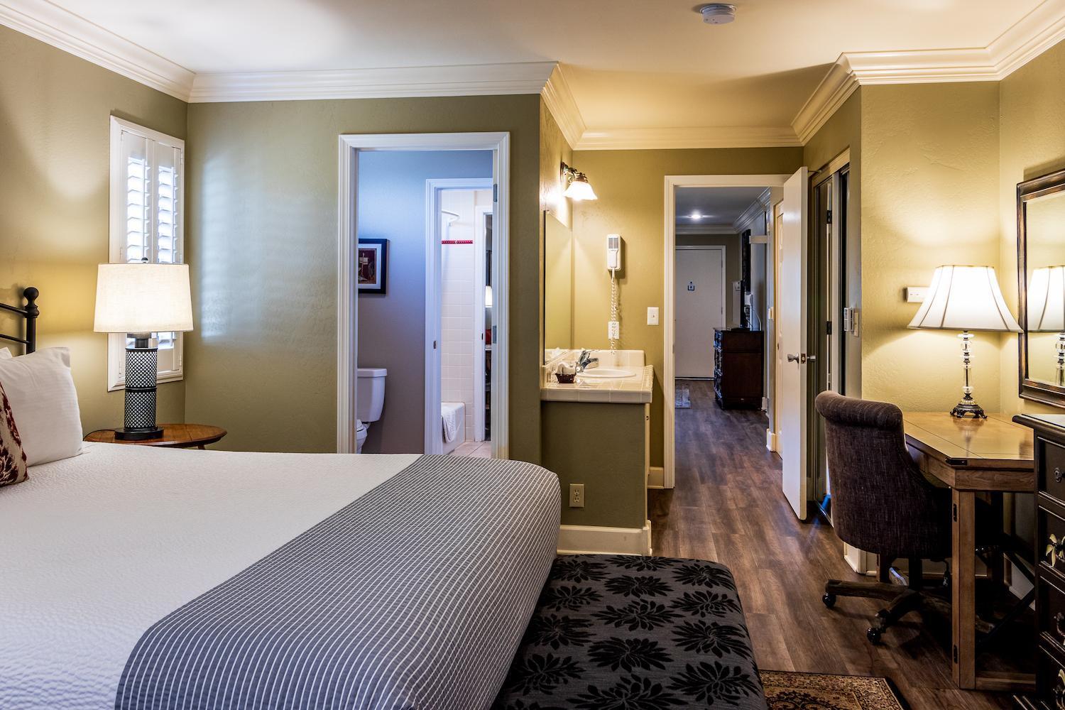 Cambria Pines Lodge photo 50