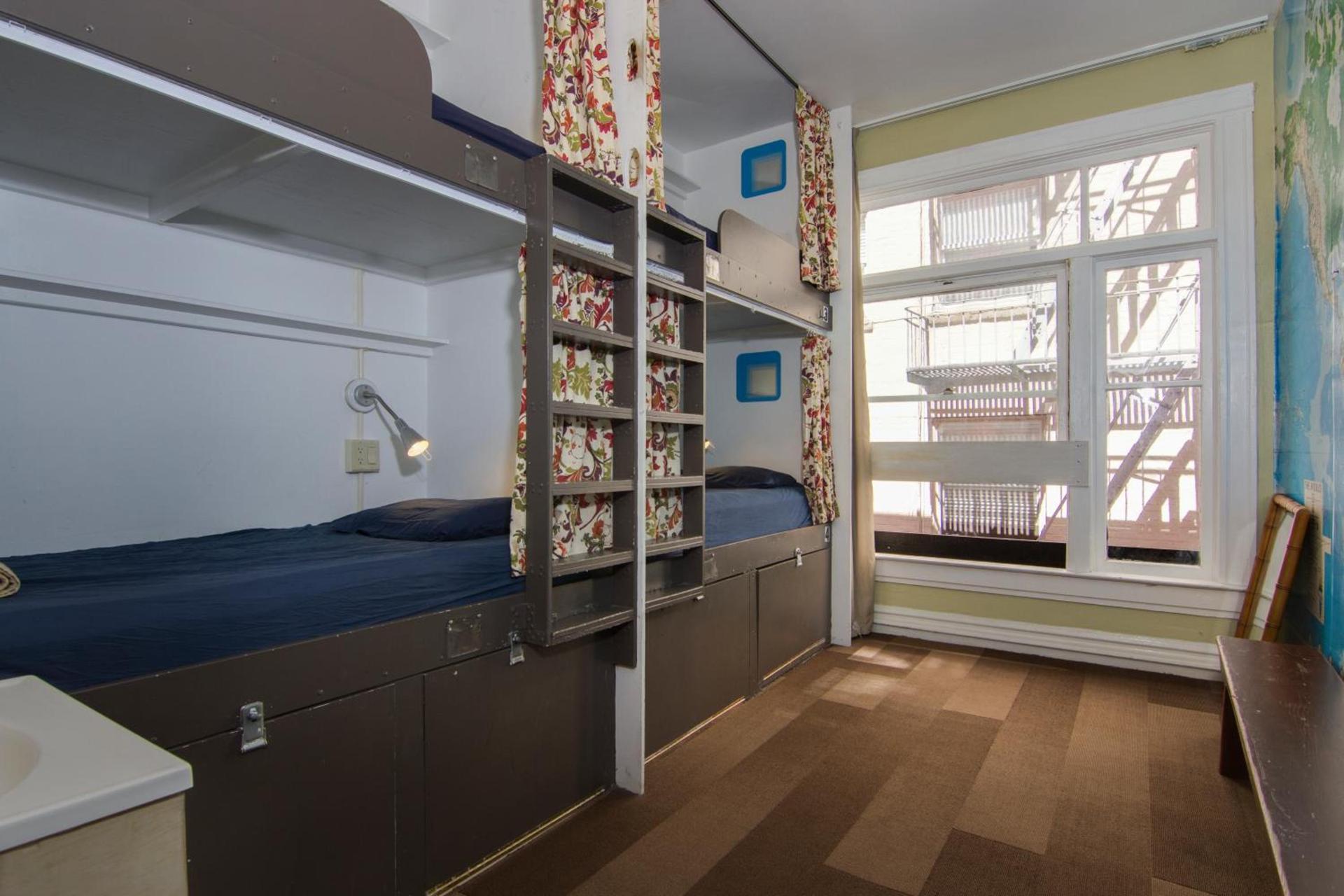 Adelaide Hostel photo 14