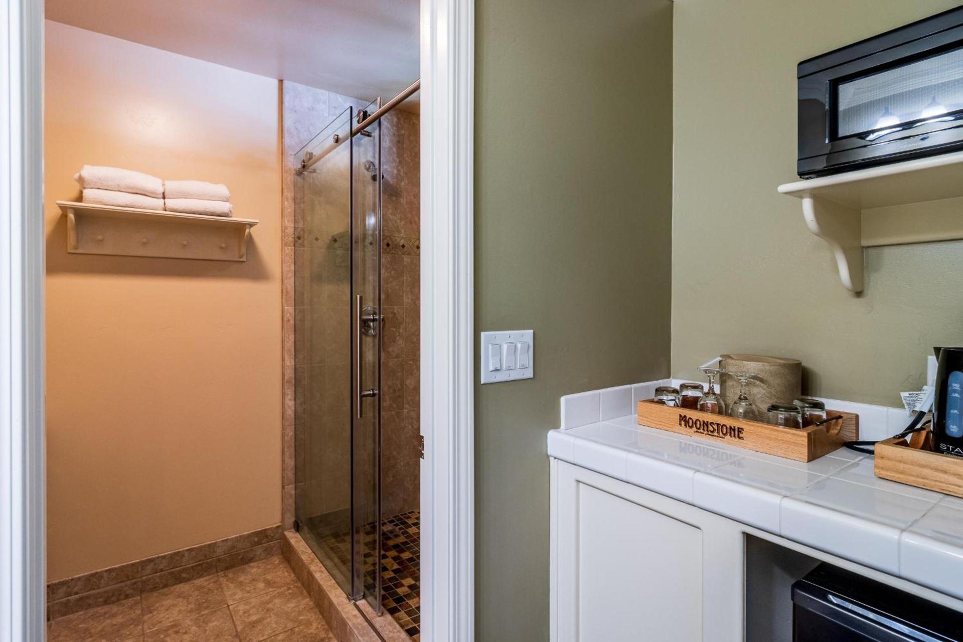 Cambria Pines Lodge photo 63