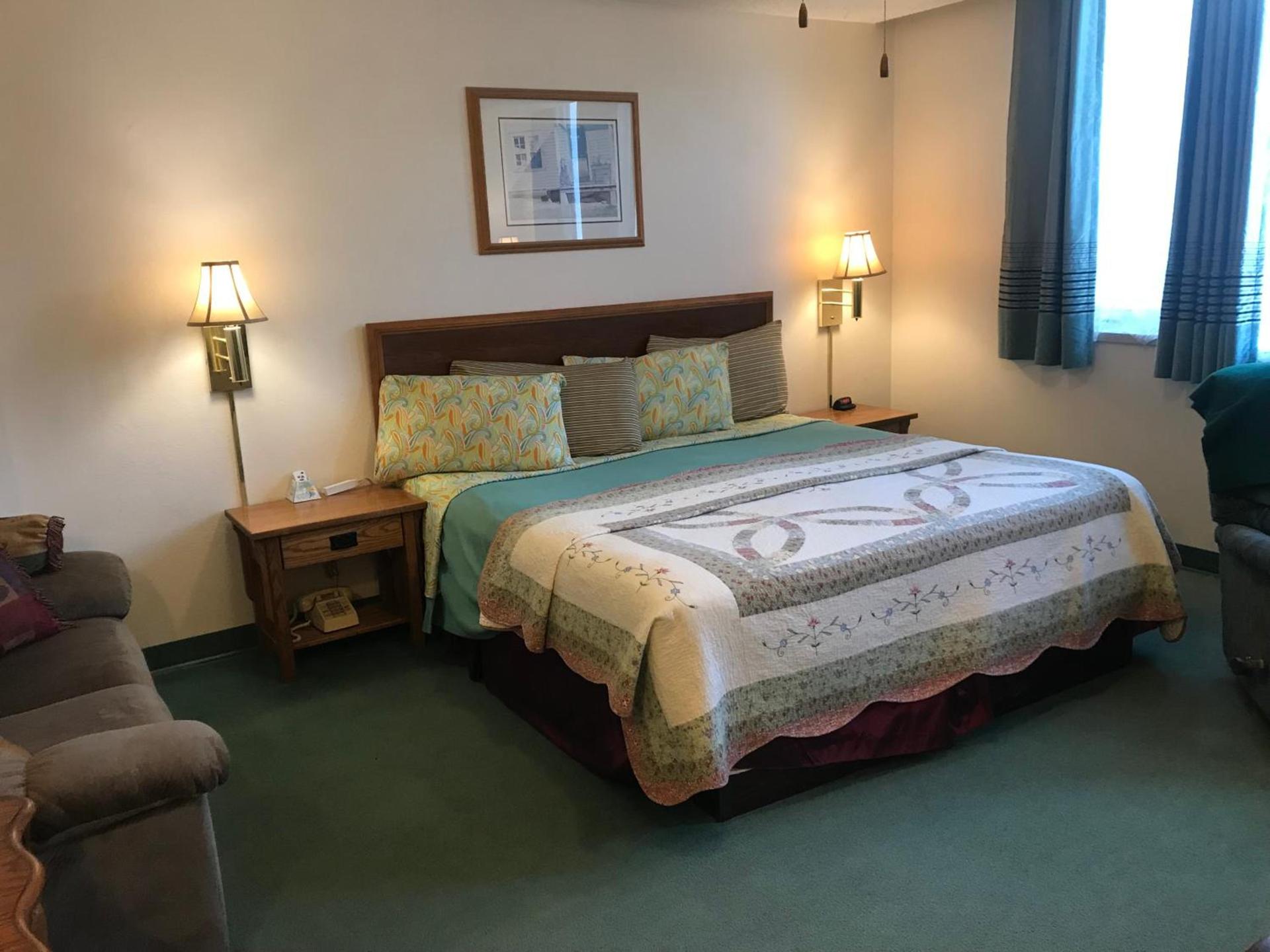 Country Lodge Inn photo 21