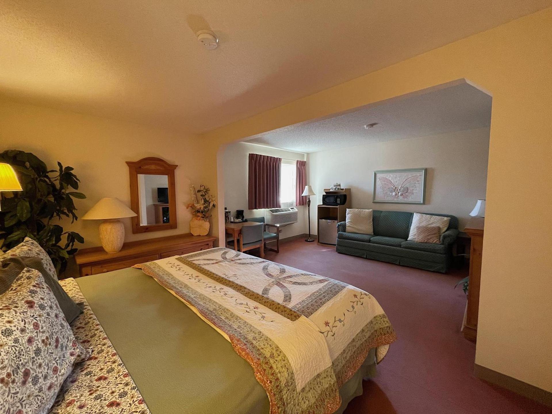 Country Lodge Inn photo 9