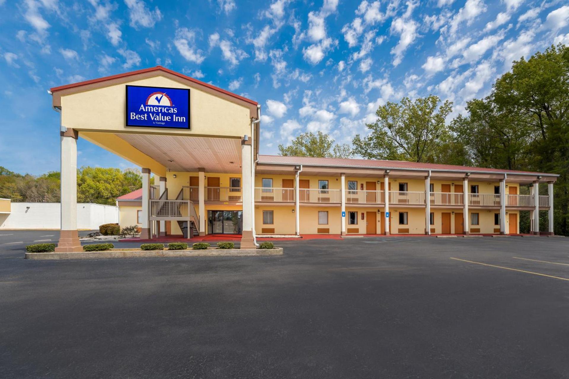 Americas Best Value Inn-Montezuma photo 1