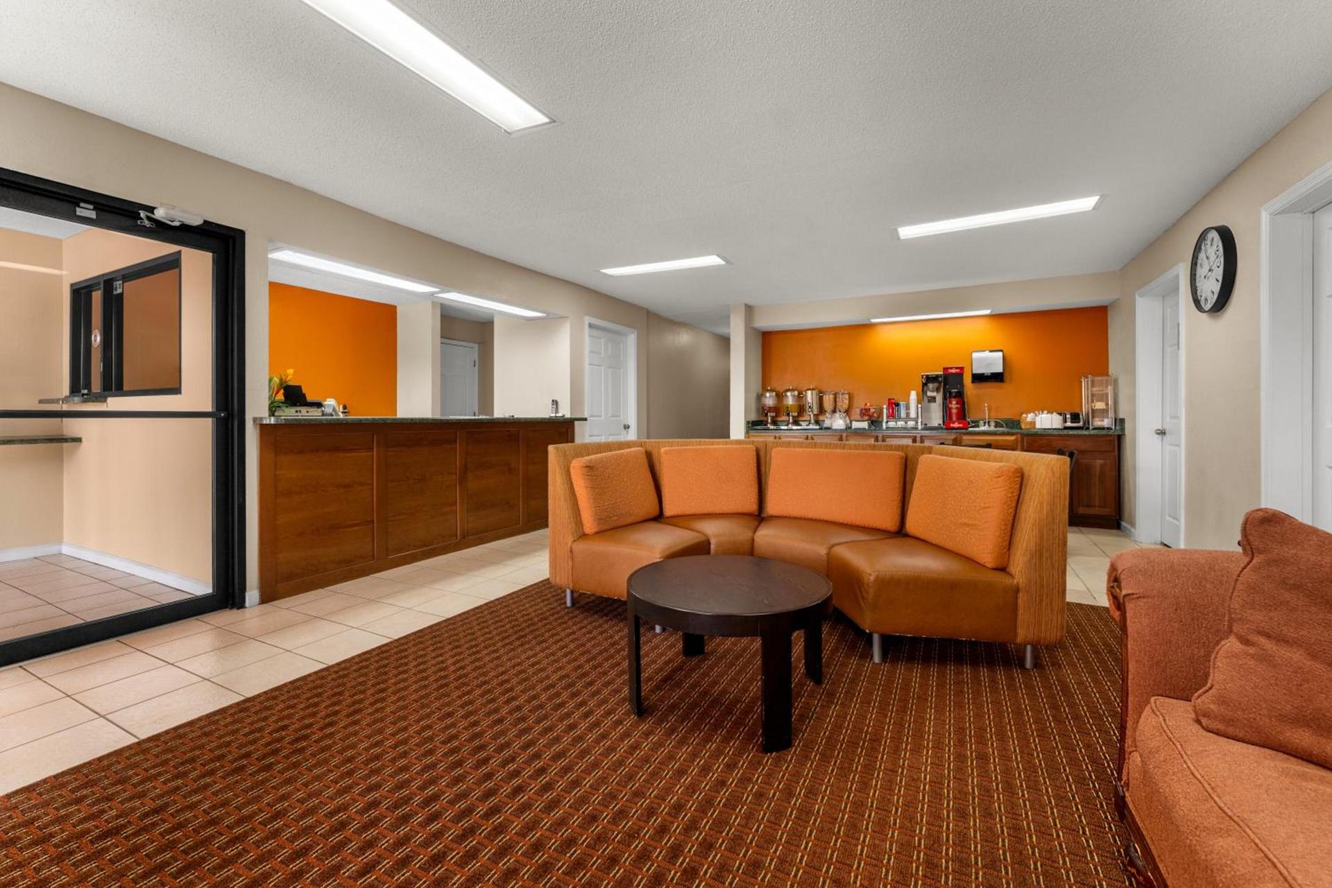 Americas Best Value Inn-Montezuma photo 22