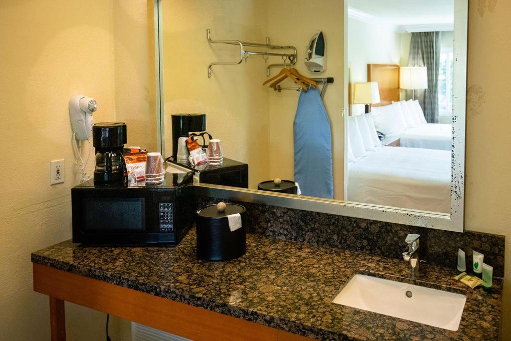 Inn at San Luis Obispo photo 52