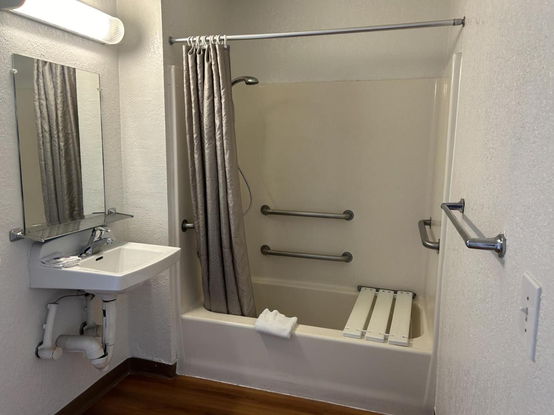 Motel 6-Stanton, CA- Anaheim West photo 26
