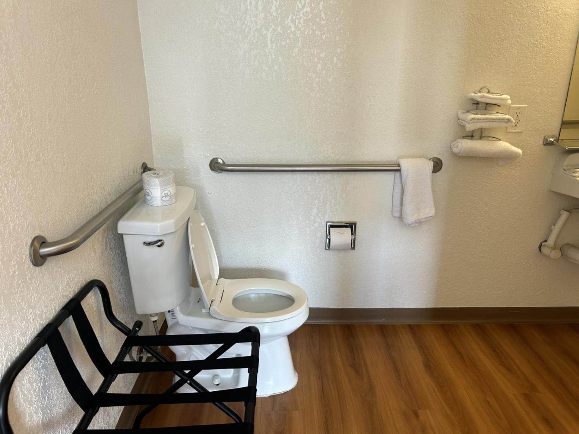 Motel 6-Stanton, CA- Anaheim West photo 27