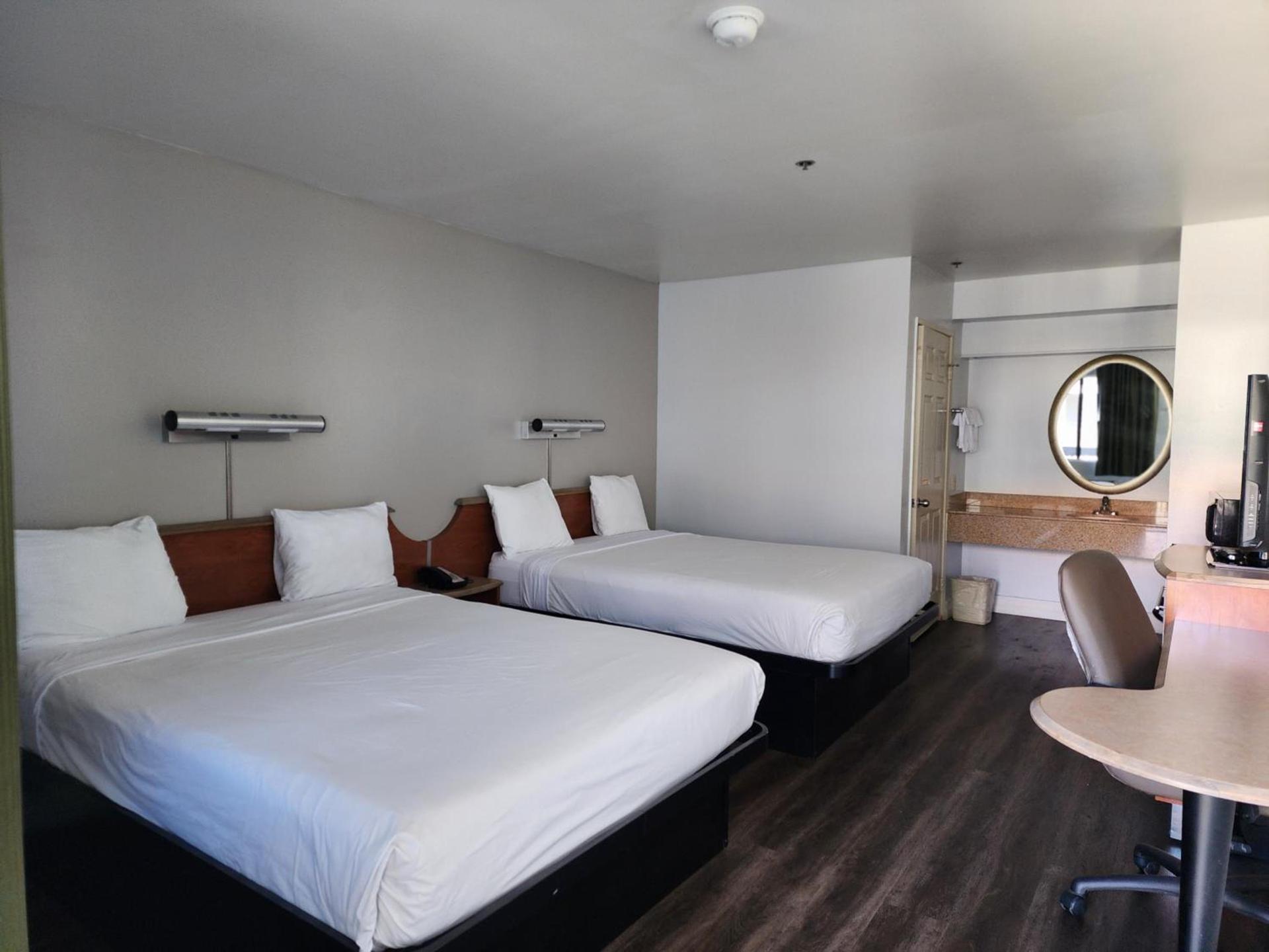 Motel 6 Barstow, CA - Mojave Desert Stop - I-15 photo 13