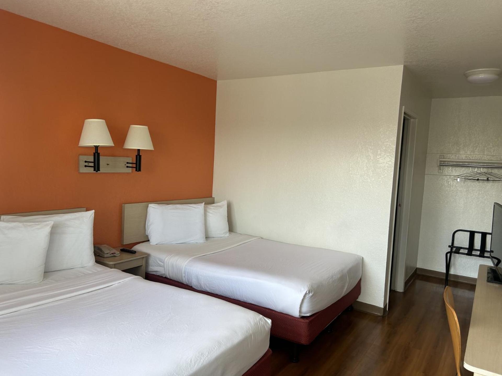 Motel 6-Stanton, CA- Anaheim West photo 37