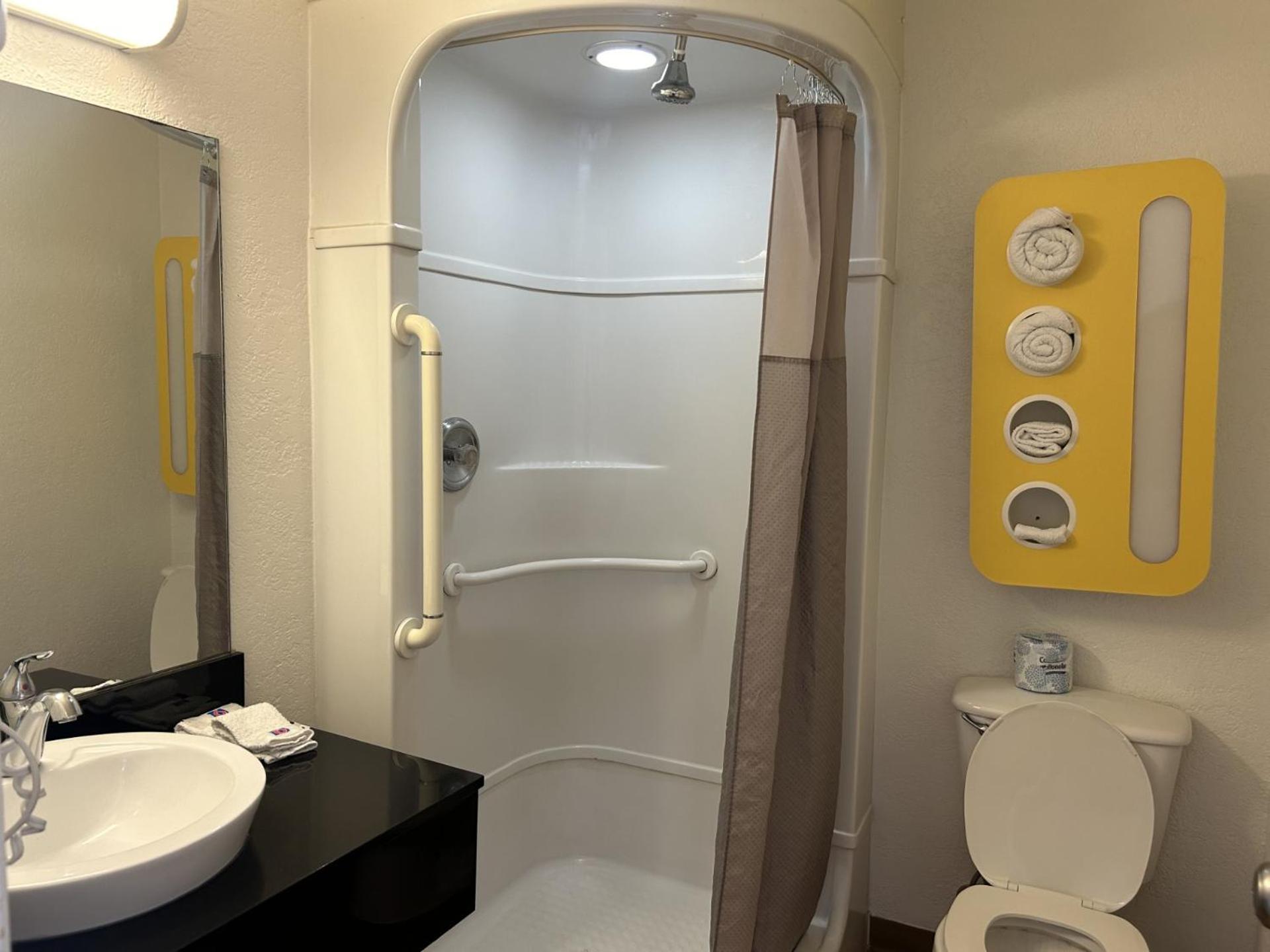 Motel 6-Stanton, CA- Anaheim West photo 38