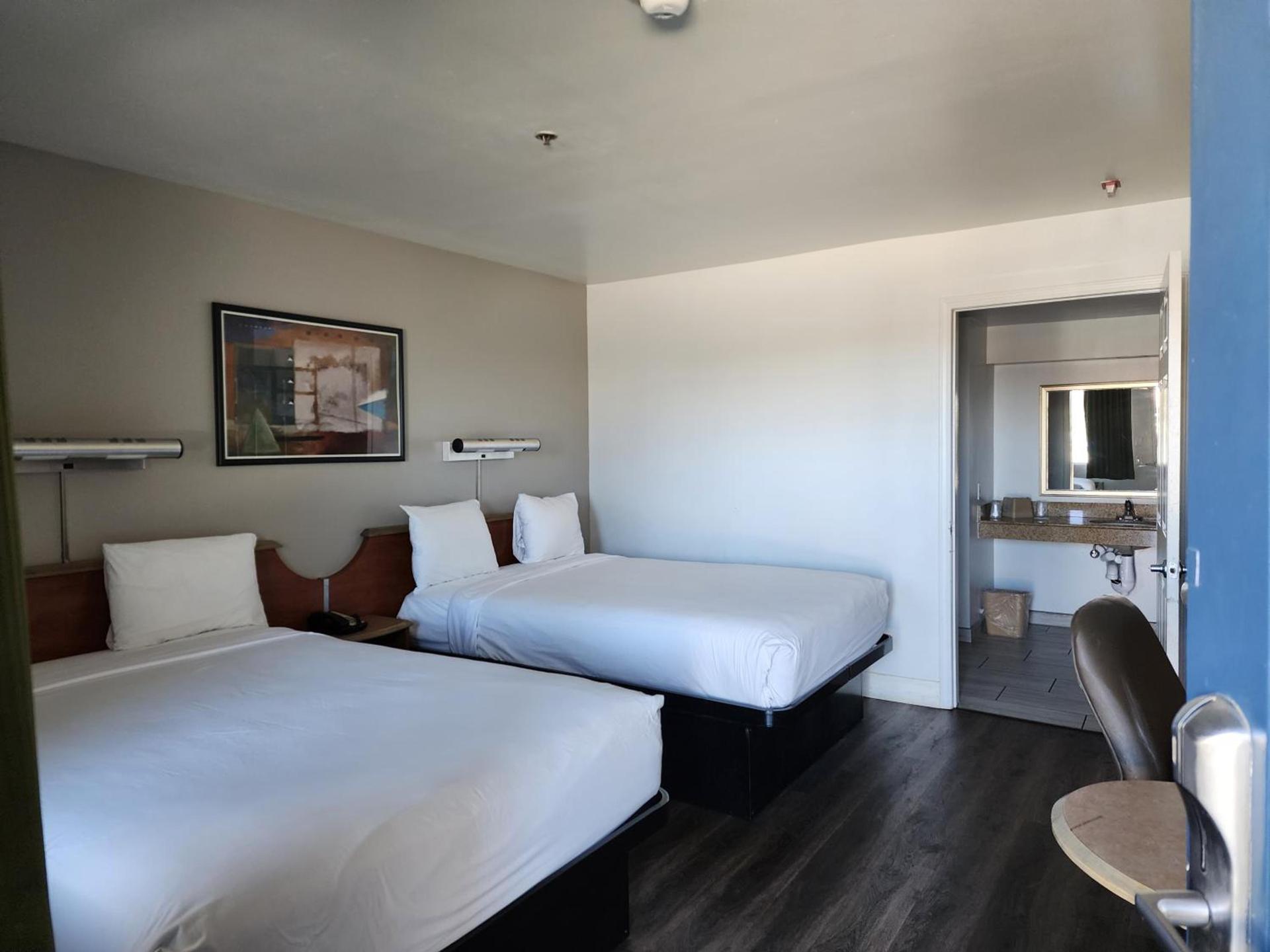 Motel 6 Barstow, CA - Mojave Desert Stop - I-15 photo 18