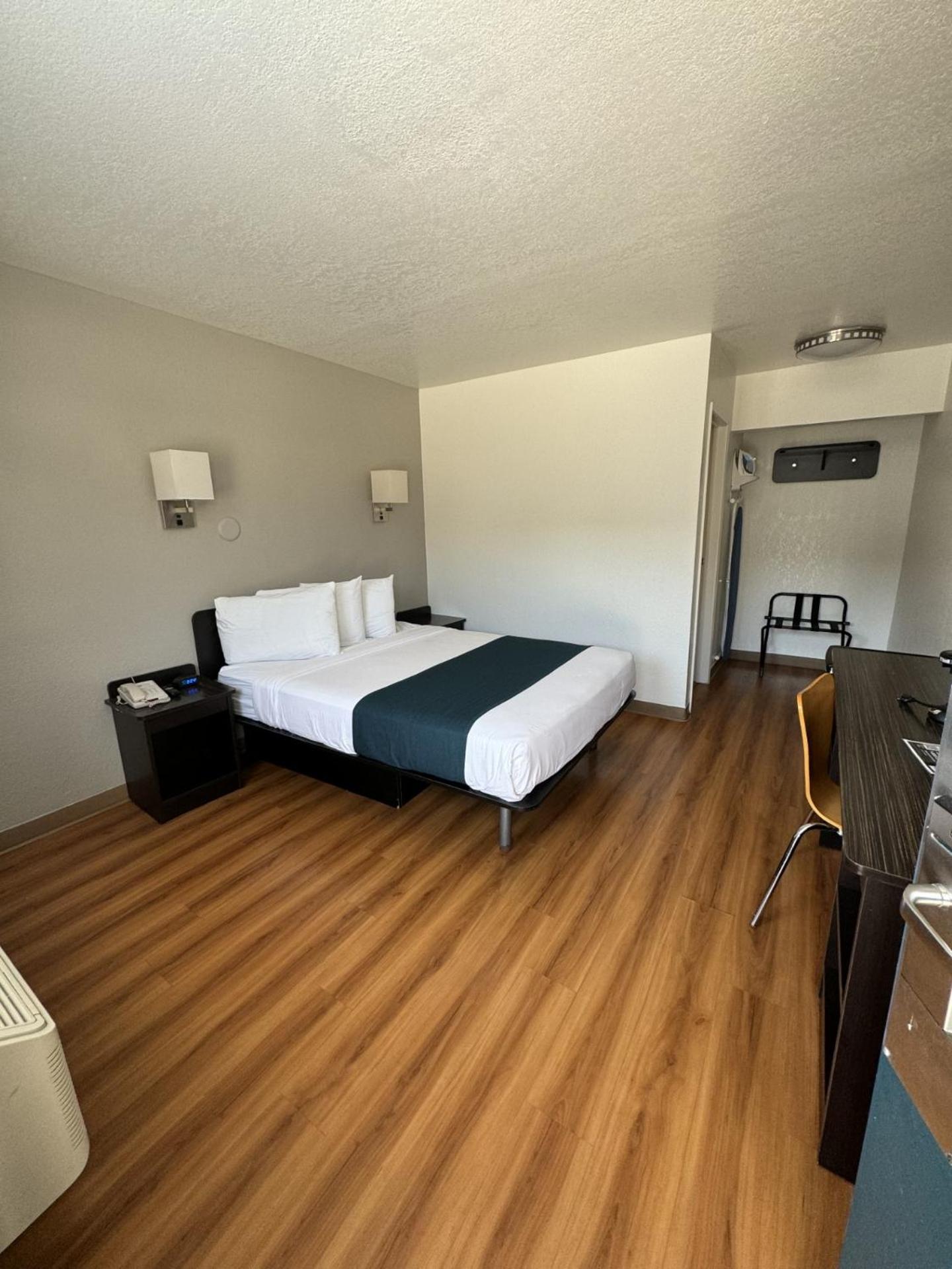 Motel 6-Stanton, CA- Anaheim West photo 52
