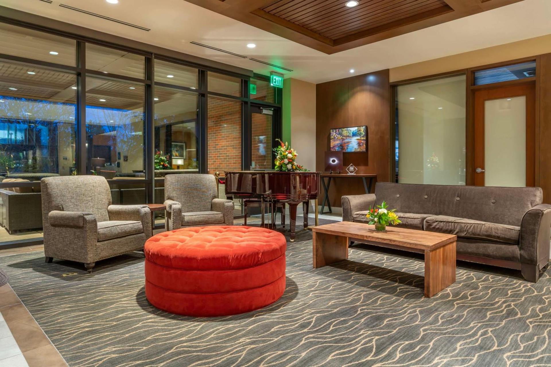 Best Western Premier Boulder Falls Inn photo 6