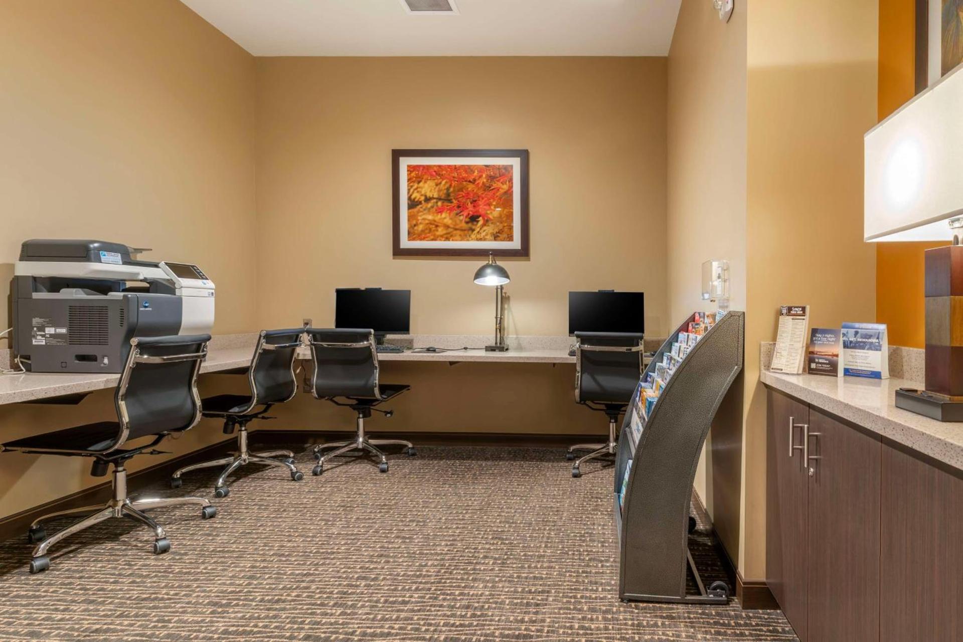 Best Western Premier Boulder Falls Inn photo 7