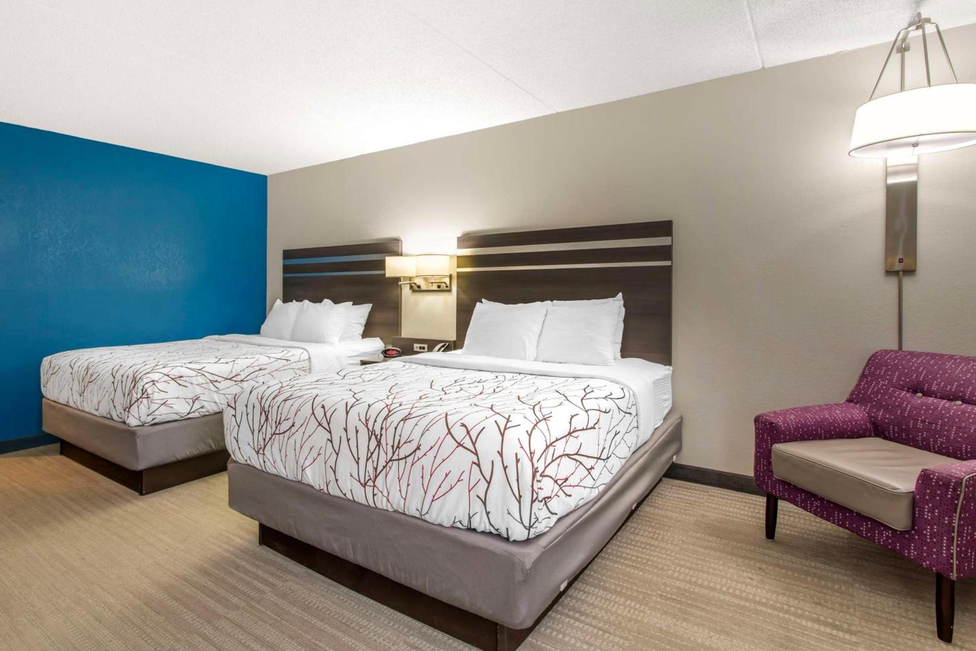 Best Western Plus Knoxville Cedar Bluff photo 22