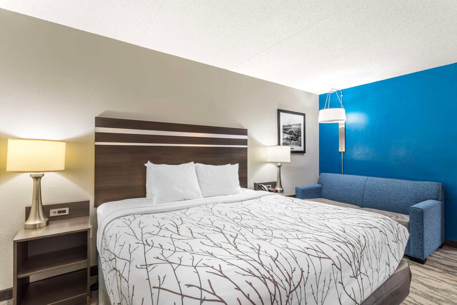 Best Western Plus Knoxville Cedar Bluff photo 24