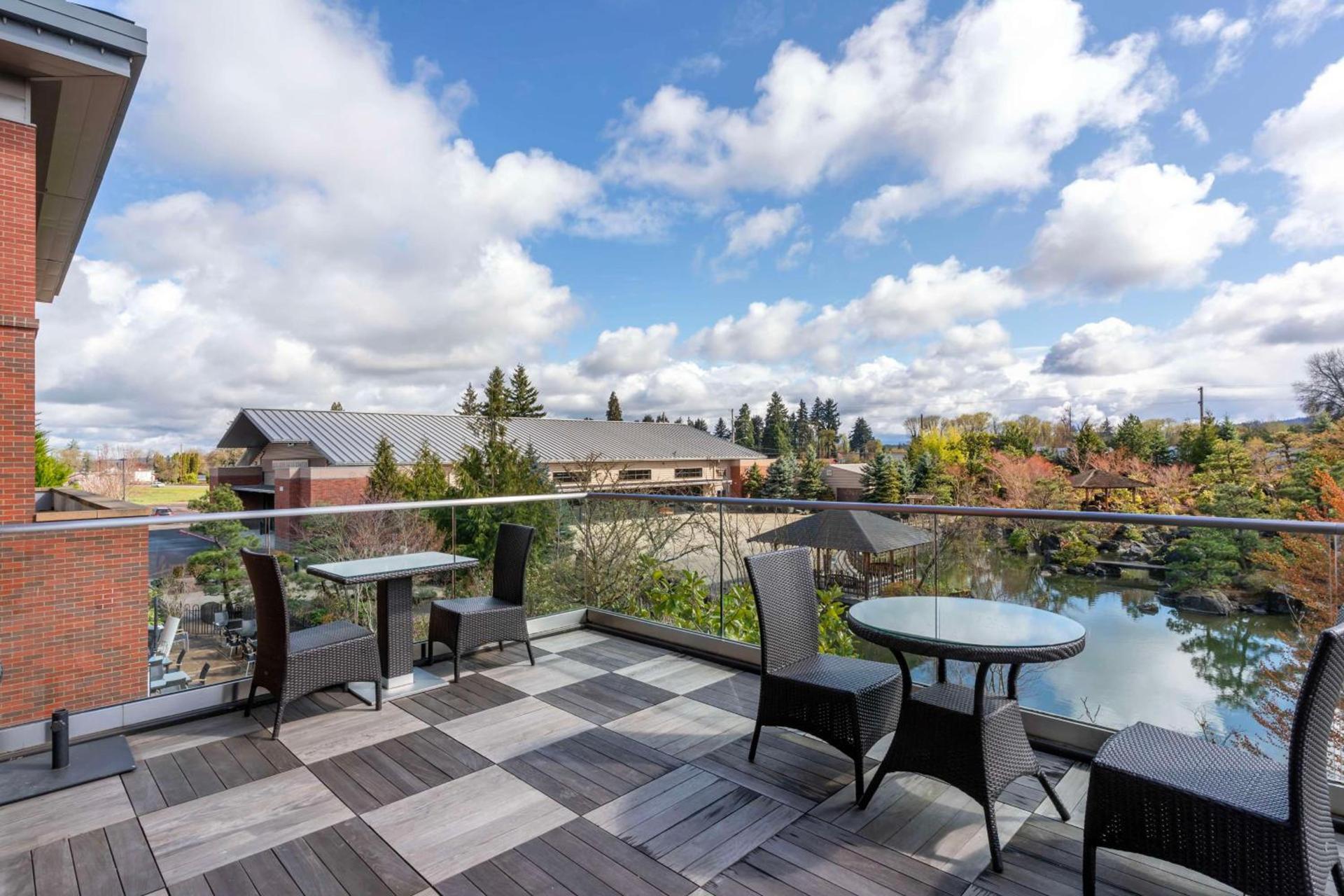 Best Western Premier Boulder Falls Inn photo 15