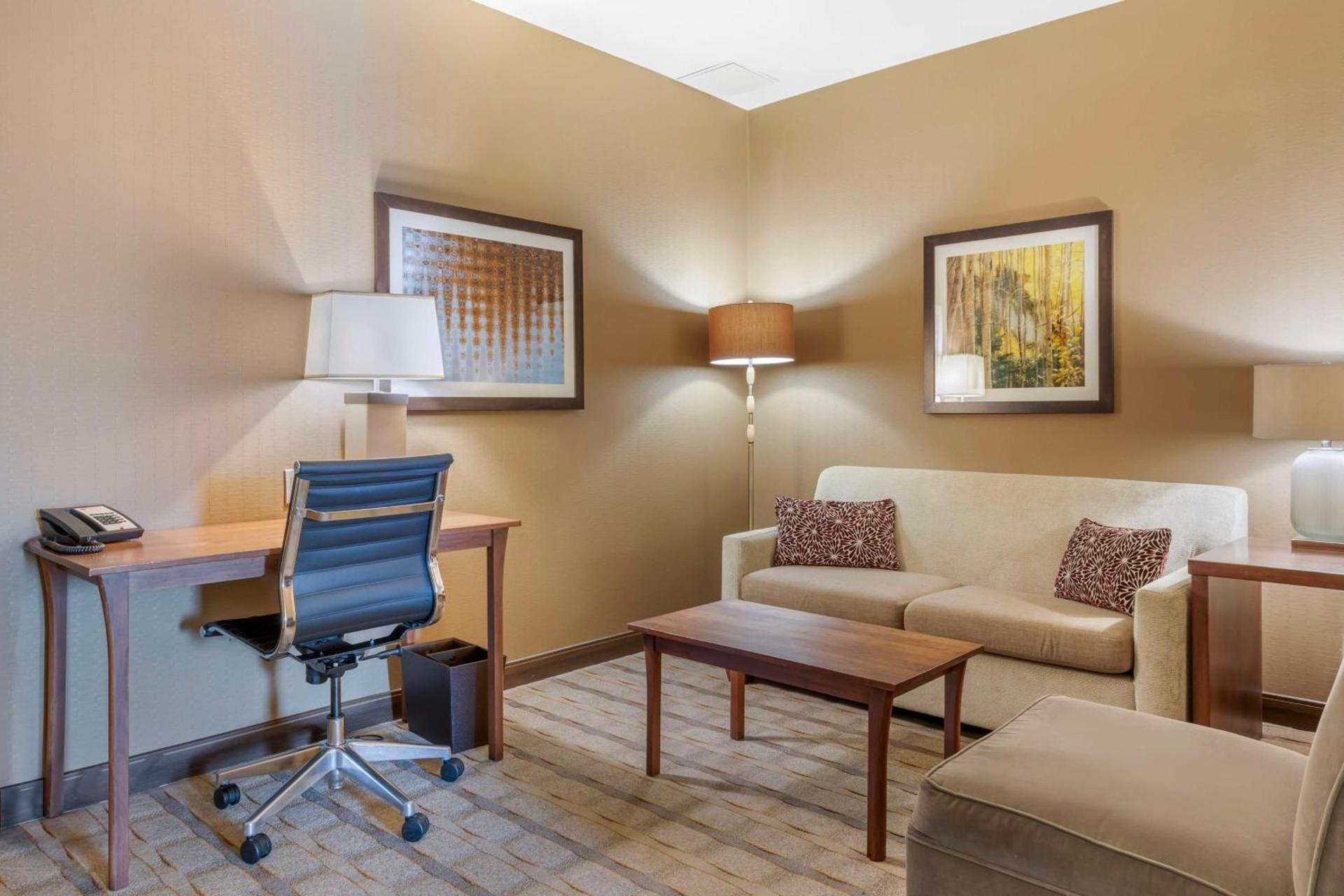Best Western Premier Boulder Falls Inn photo 27