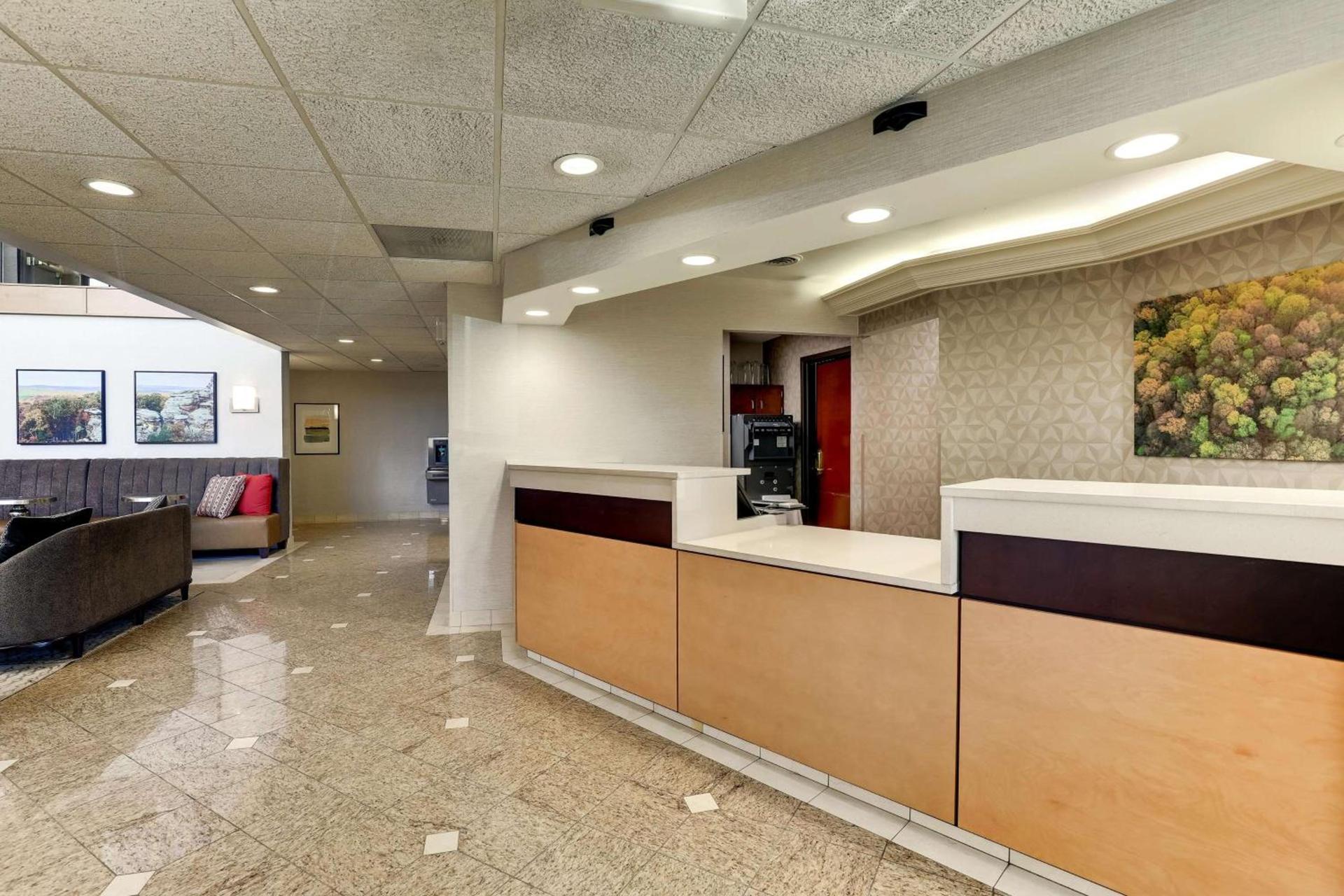 Drury Inn & Suites Marion photo 11