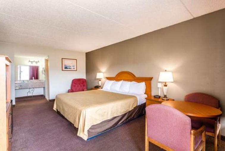 FairBridge Inn Express Mount Vernon Renfro Valley photo 2