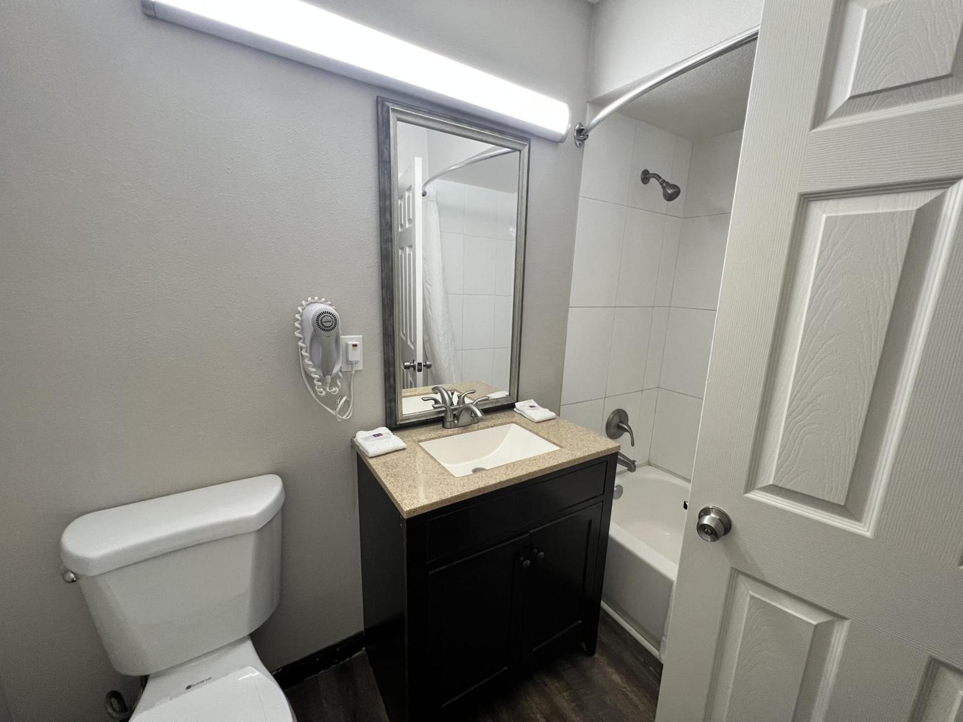 Motel 6 Ridgecrest, CA China Lake photo 35